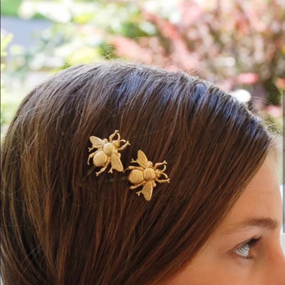 Bee gold hair pin - Picture 3 of 3
